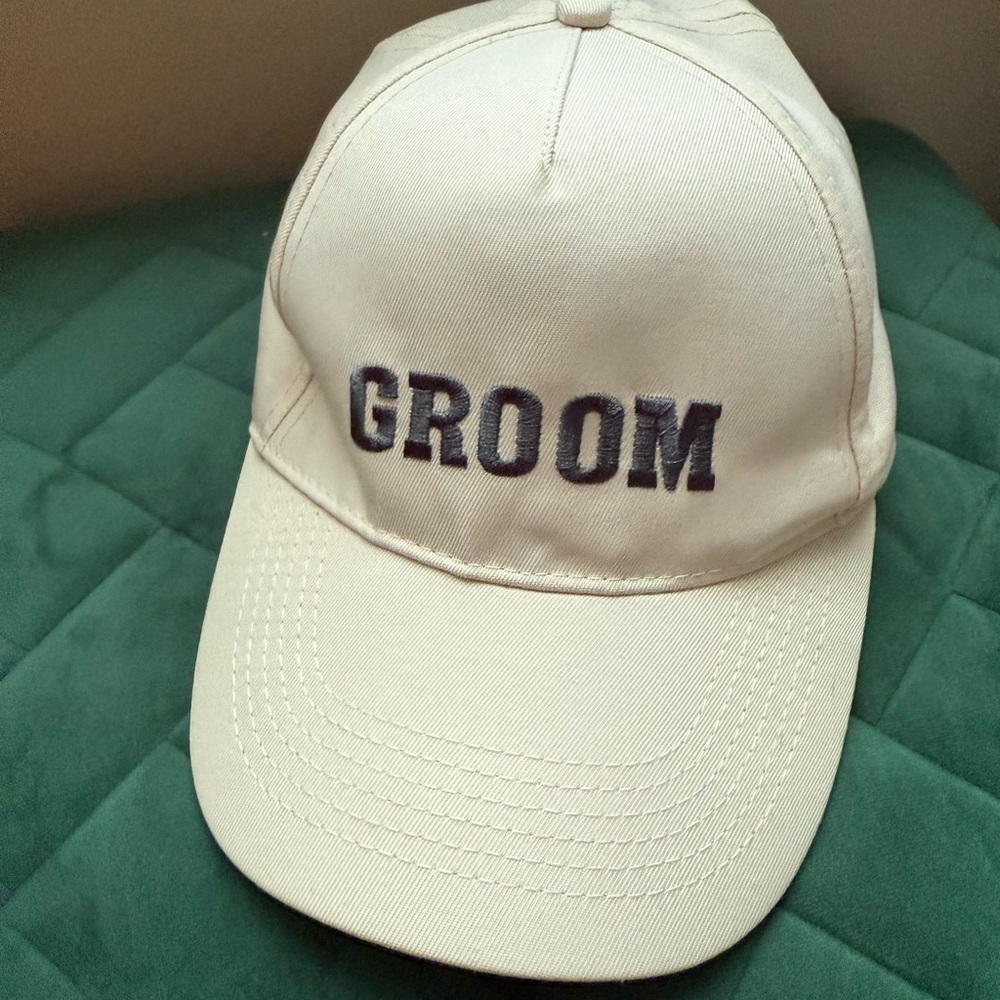 Groom Beige Cap